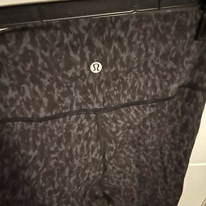Lululemon Wunder Under High Rise Tight 25” Full on Luxtreme size 8